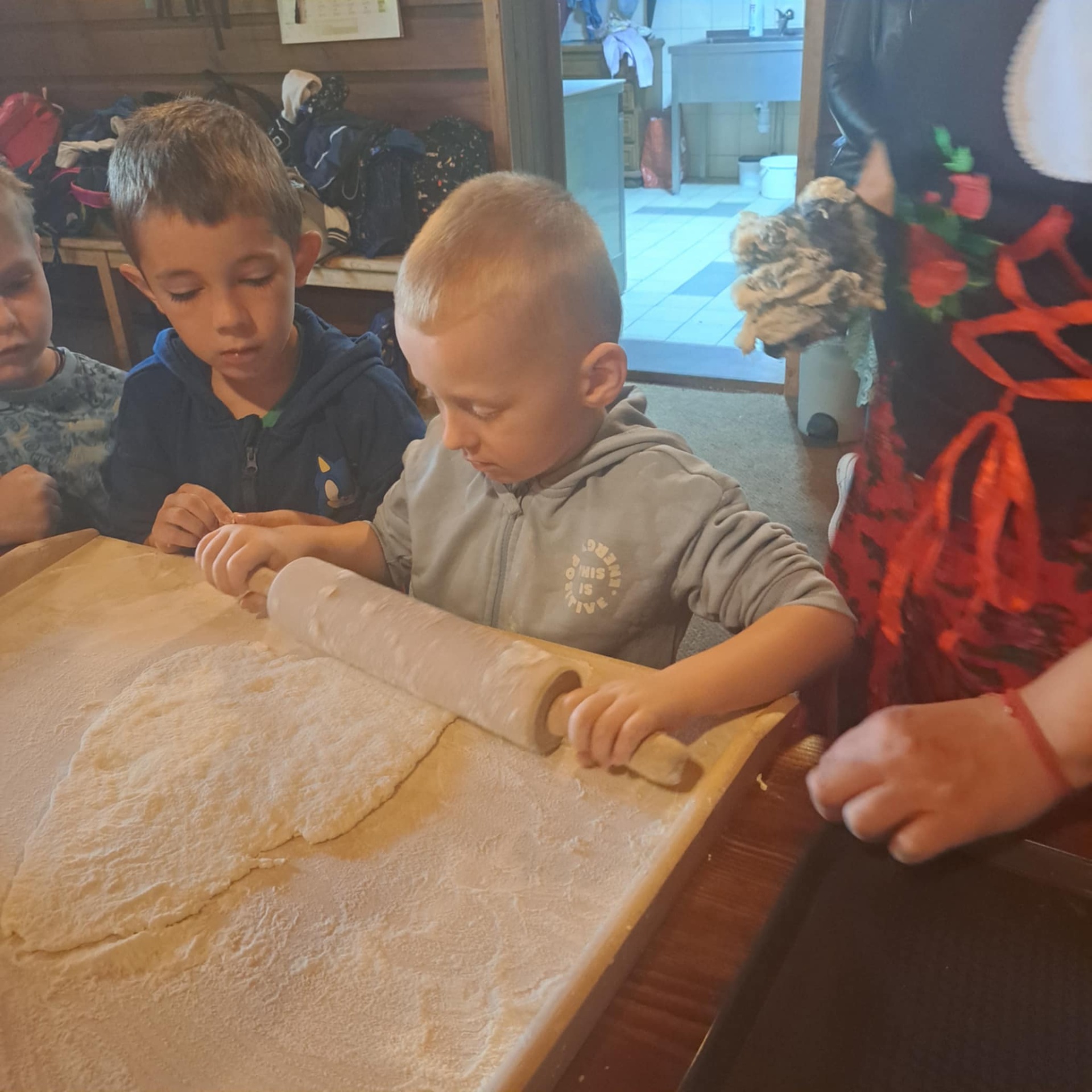 Hdimg37346feafe4f7f8dfb2bc9b8447ab7