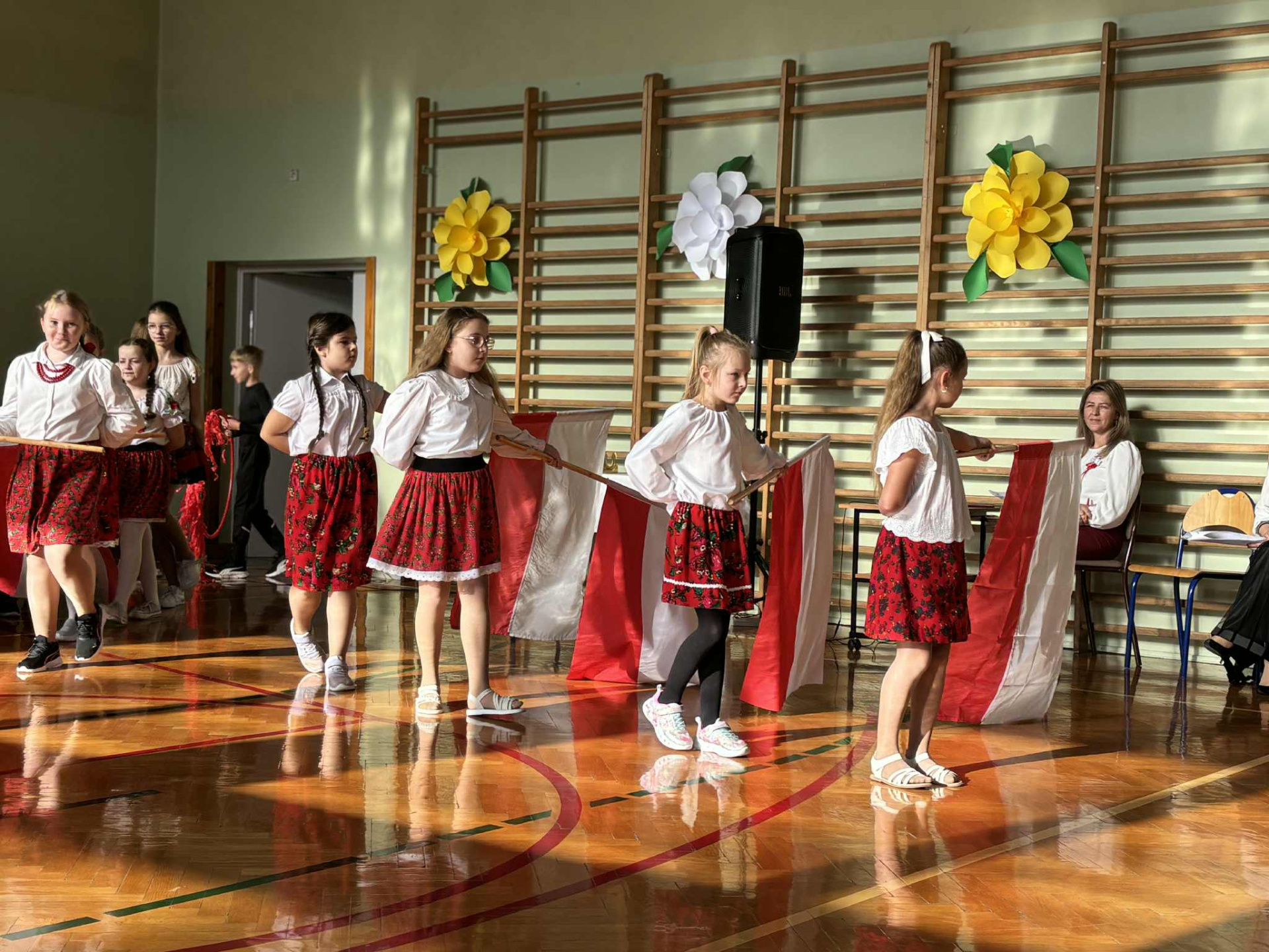 Hdimgc8034fad2a82546aceb8c45928fd5c