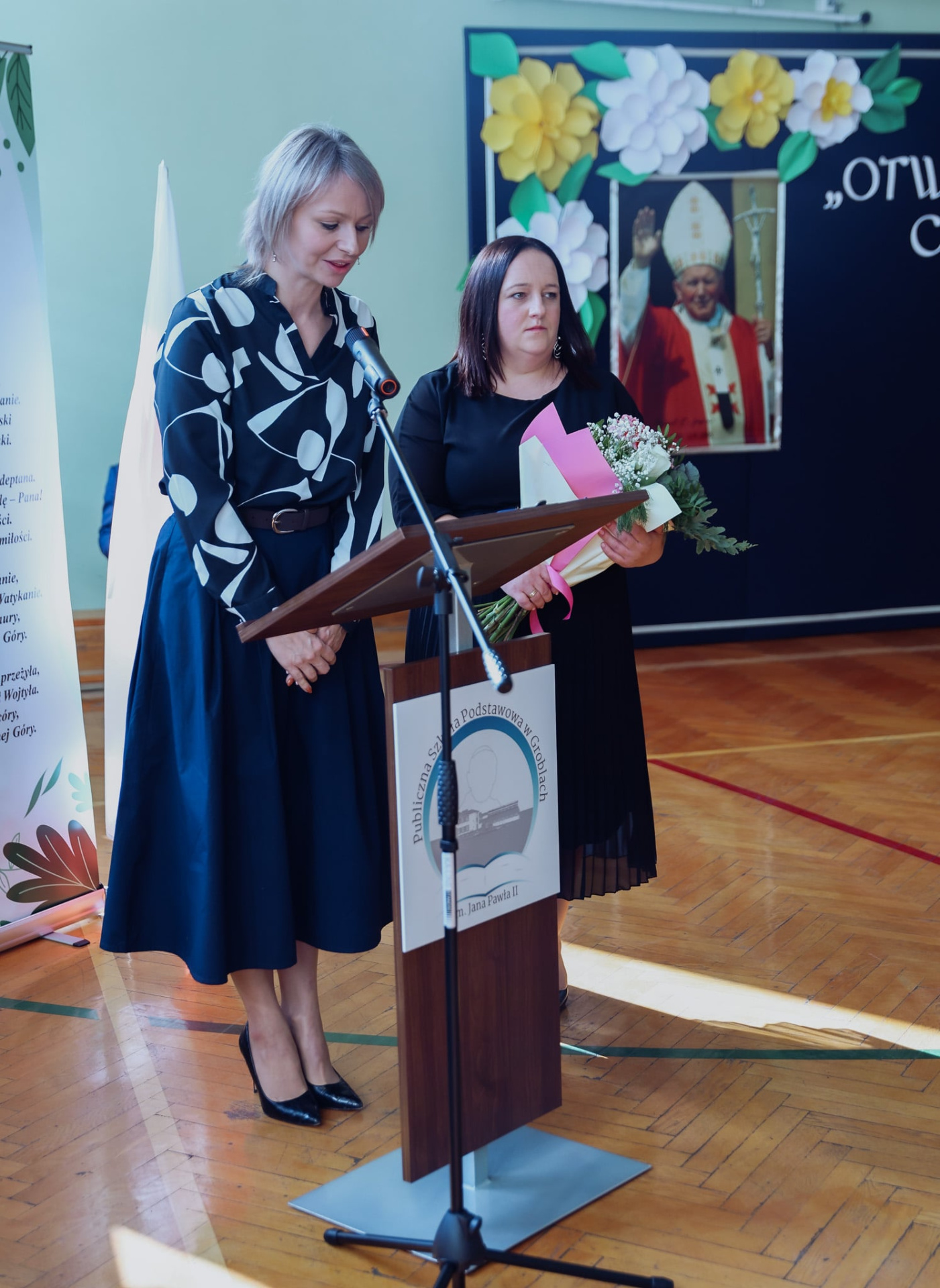 Hdimg8b82881682696d7608babec2442fe5