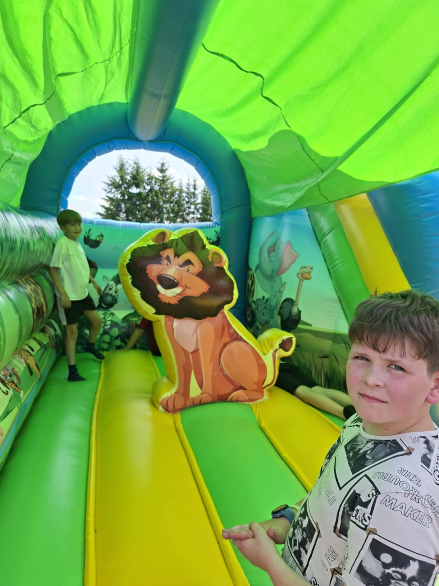 Hdimg4506ad47dffd343601f3497574624e