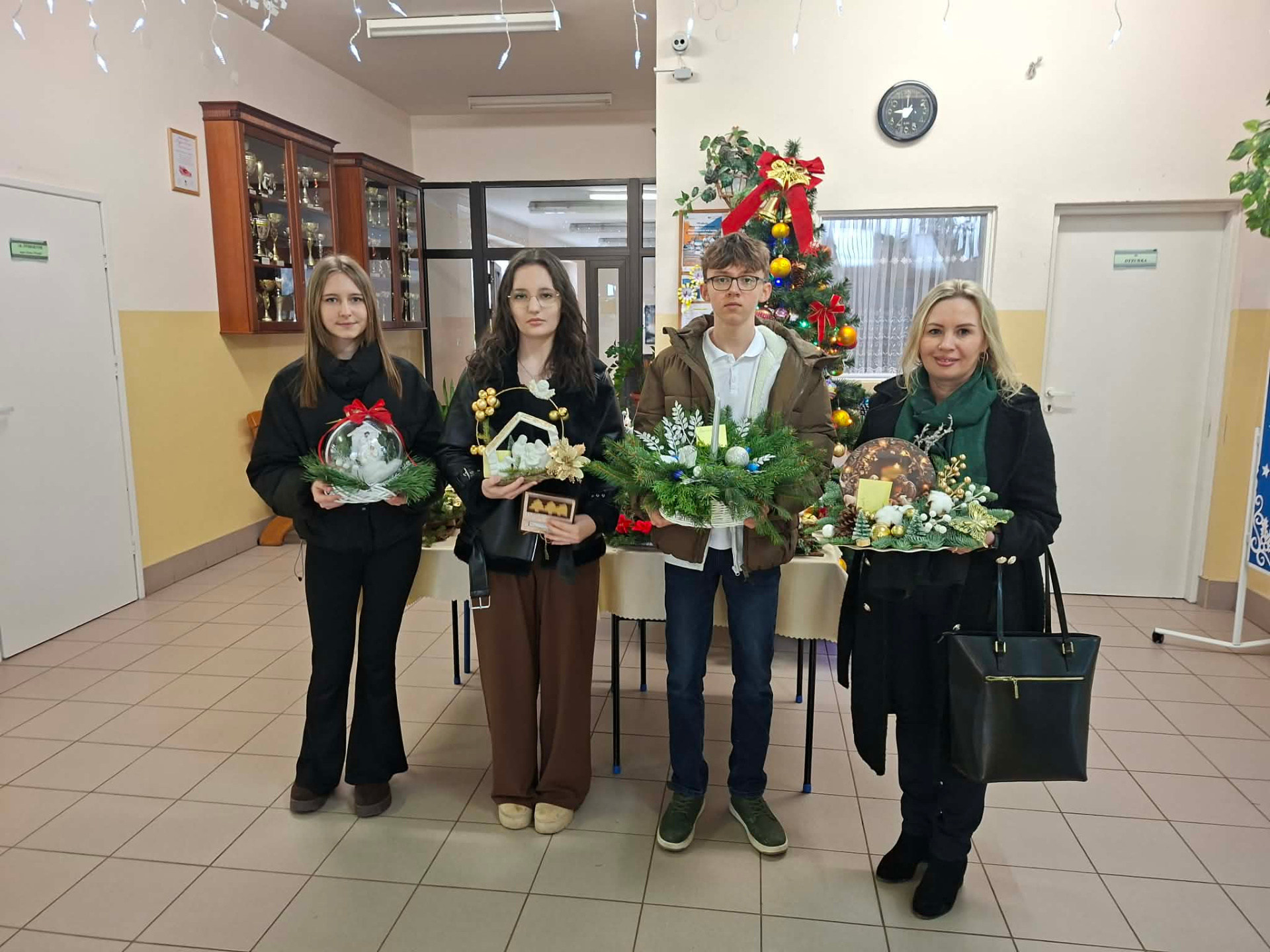 Hdimgcf0e66e53a79b142459693c7d1643d