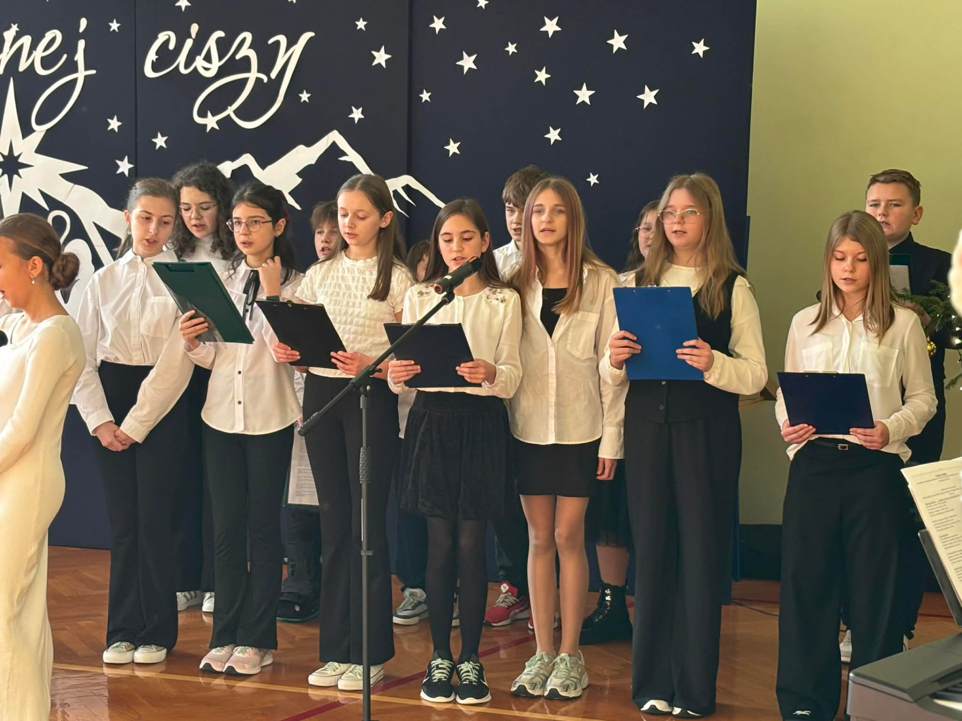 Hdimgd4837d97f089205bb823aeb5e808fd