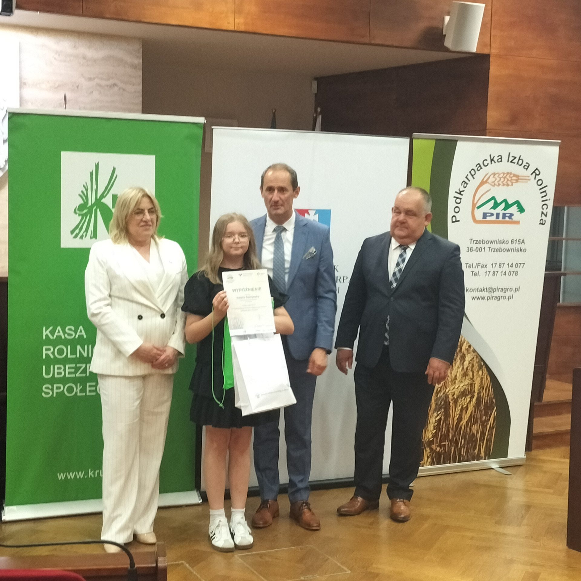 Hdimg43d7c670c380f4ec1be4f1eef8f6f9