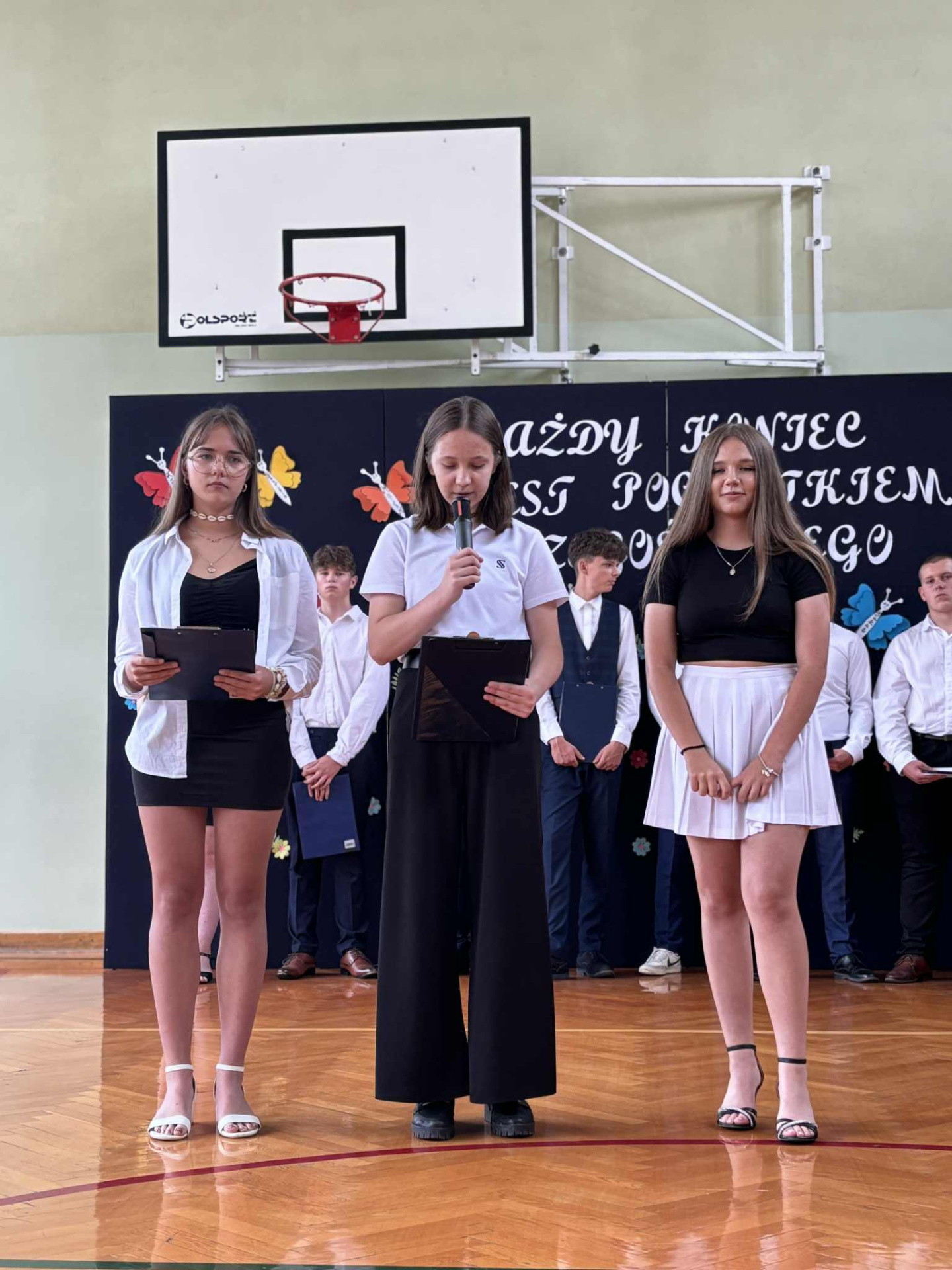 Hdimg230d14941ffd46f1c8f1d52b537223