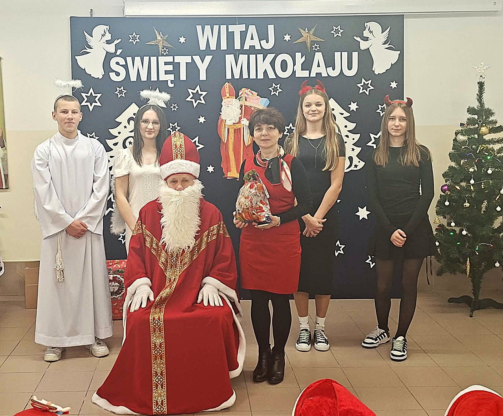 Hdimga21799555039b7423235f3c4bb24e9