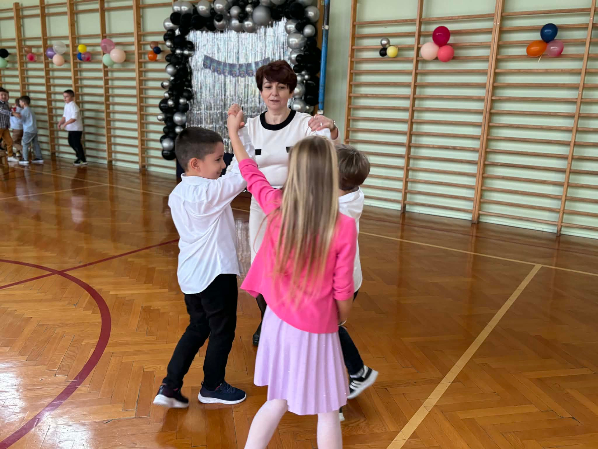 Hdimg54fa7b363f94c498cd88b384a5c4bb