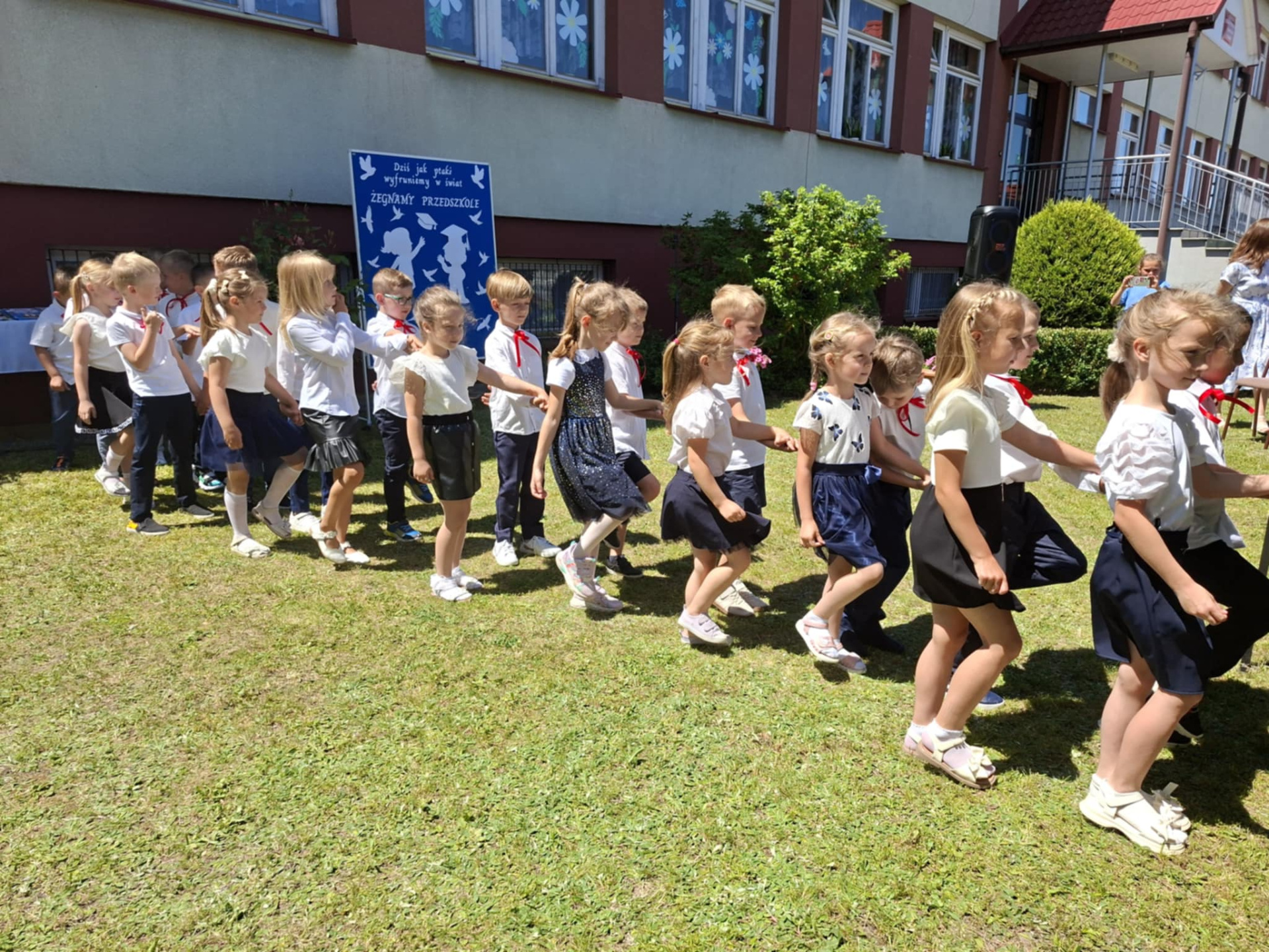 Hdimgc9306a240fa5bce368aa88518de18c 1