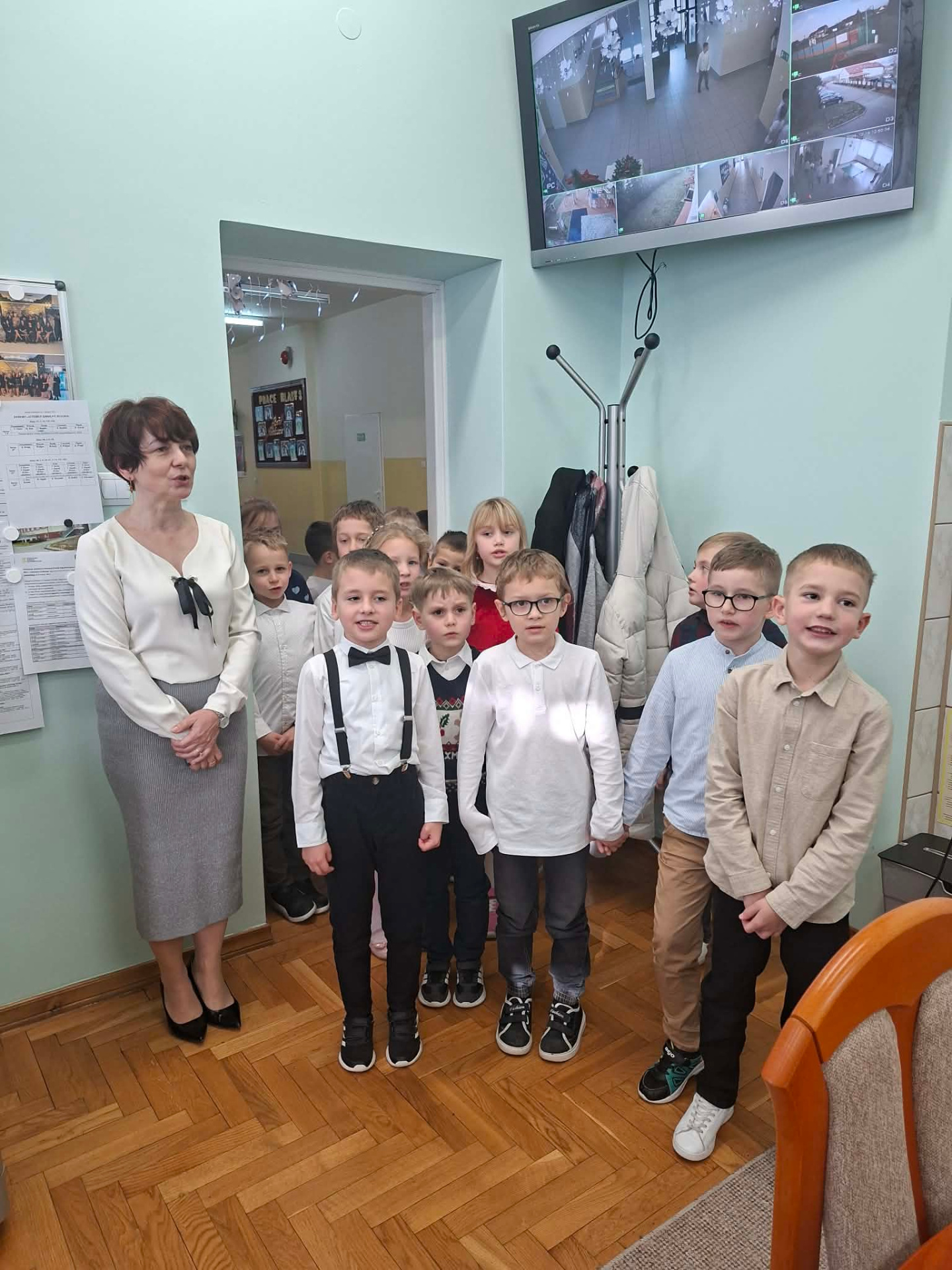 Hdimg98ec000e74e5bc11501c0ed81d2507