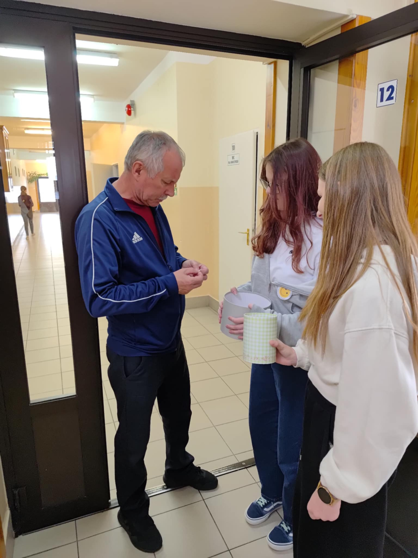 Hdimg86f37be7e5579678f6a7699d20d1d8