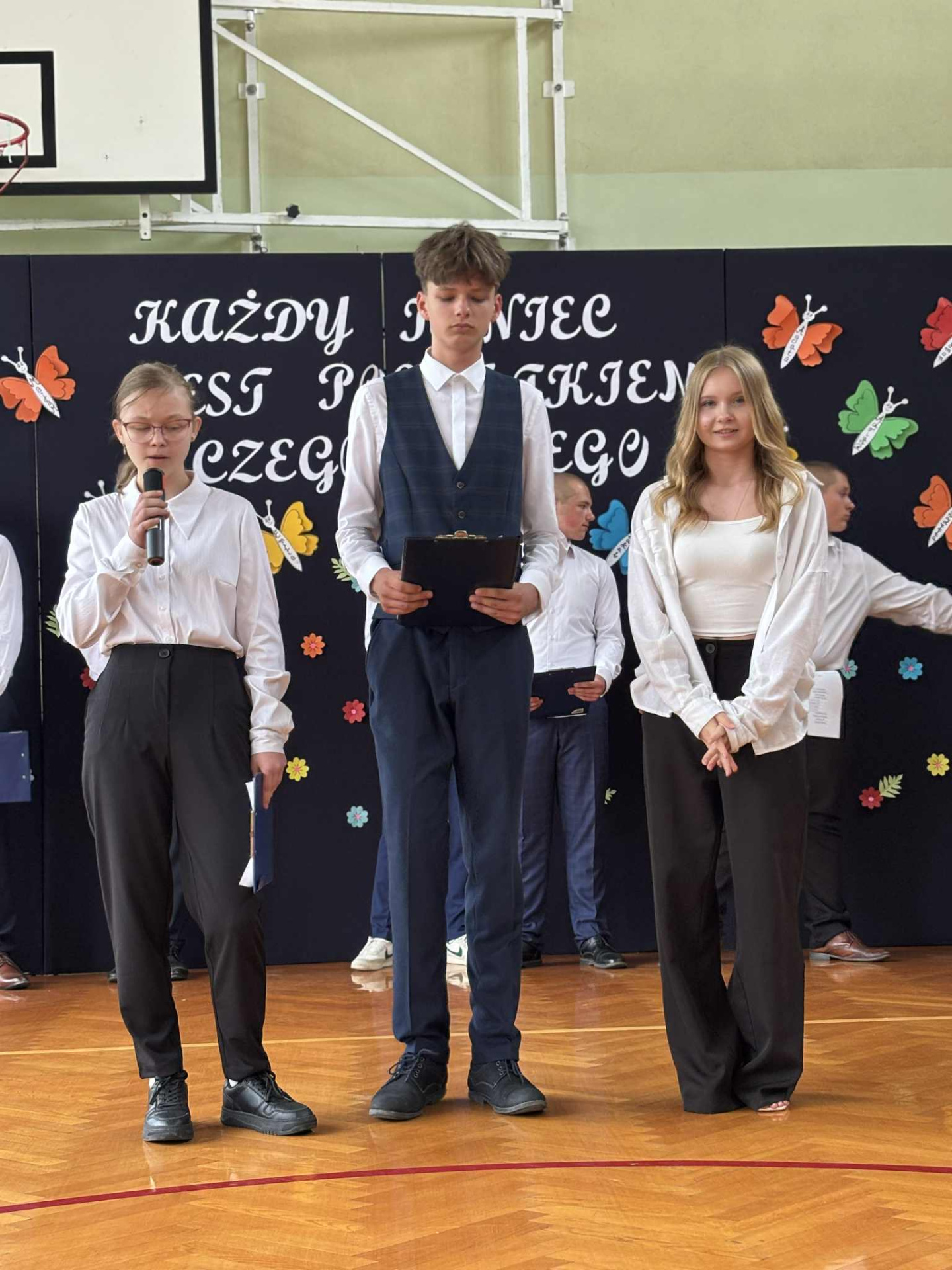 Hdimg7140e58d17f97c34e6748613a864c3