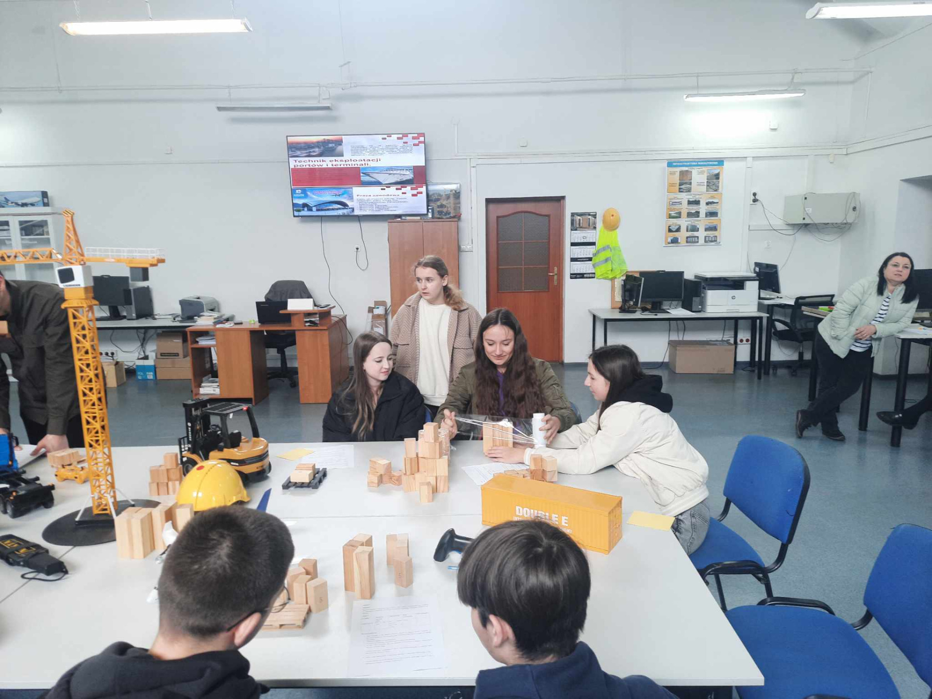 Hdimg6576206d7b64494fbaf2a02ce775af