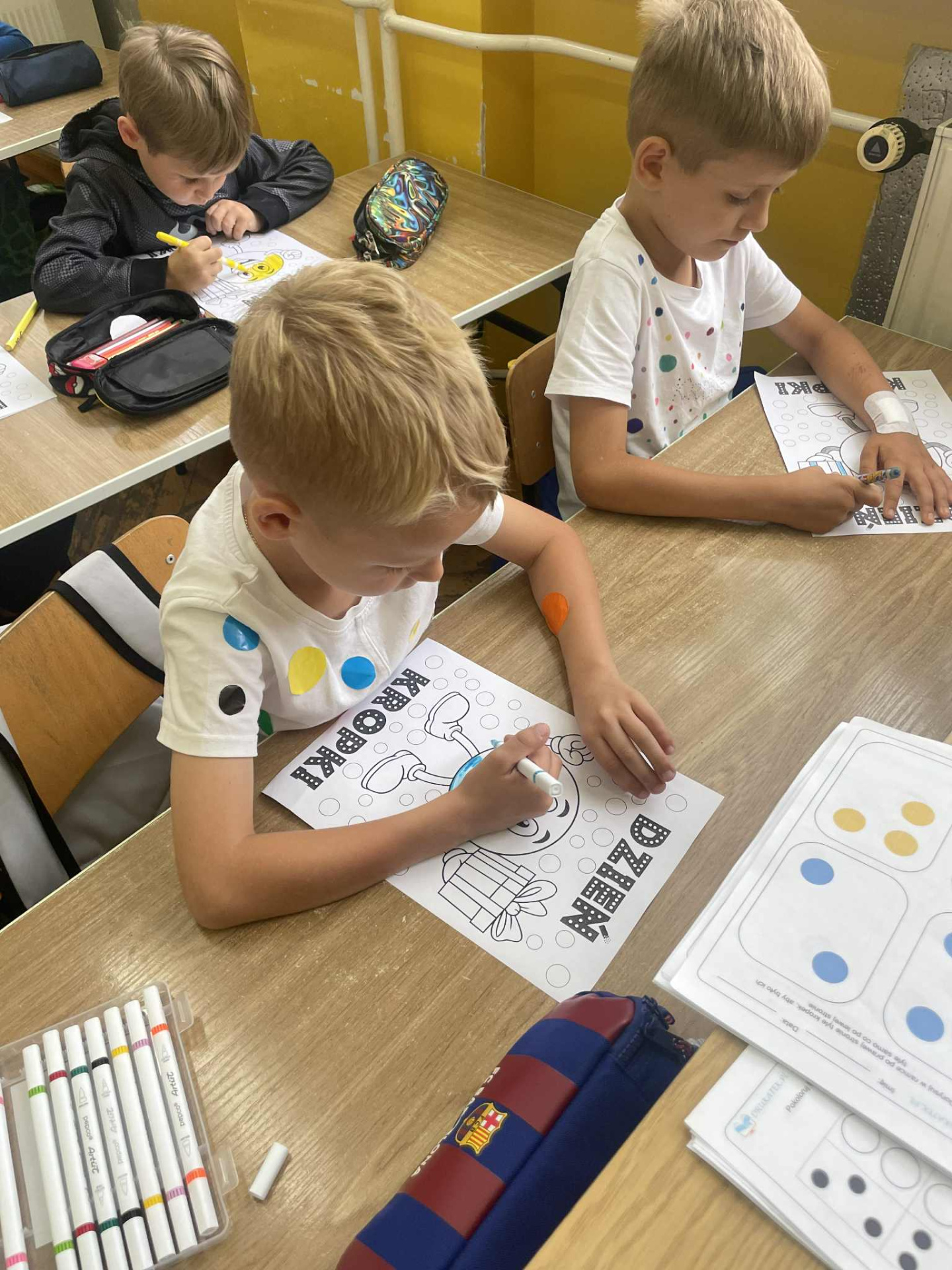 Hdimg60d152c5957155458dd35585bd7402