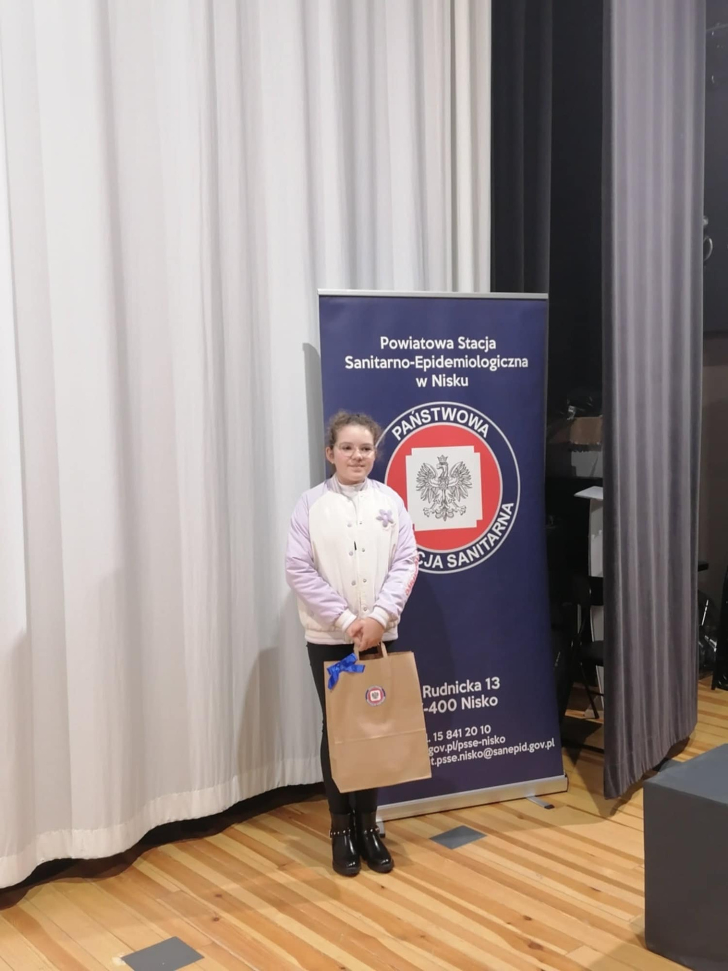 Hdimgf5e221427c1f6e82eb979064f3aa27