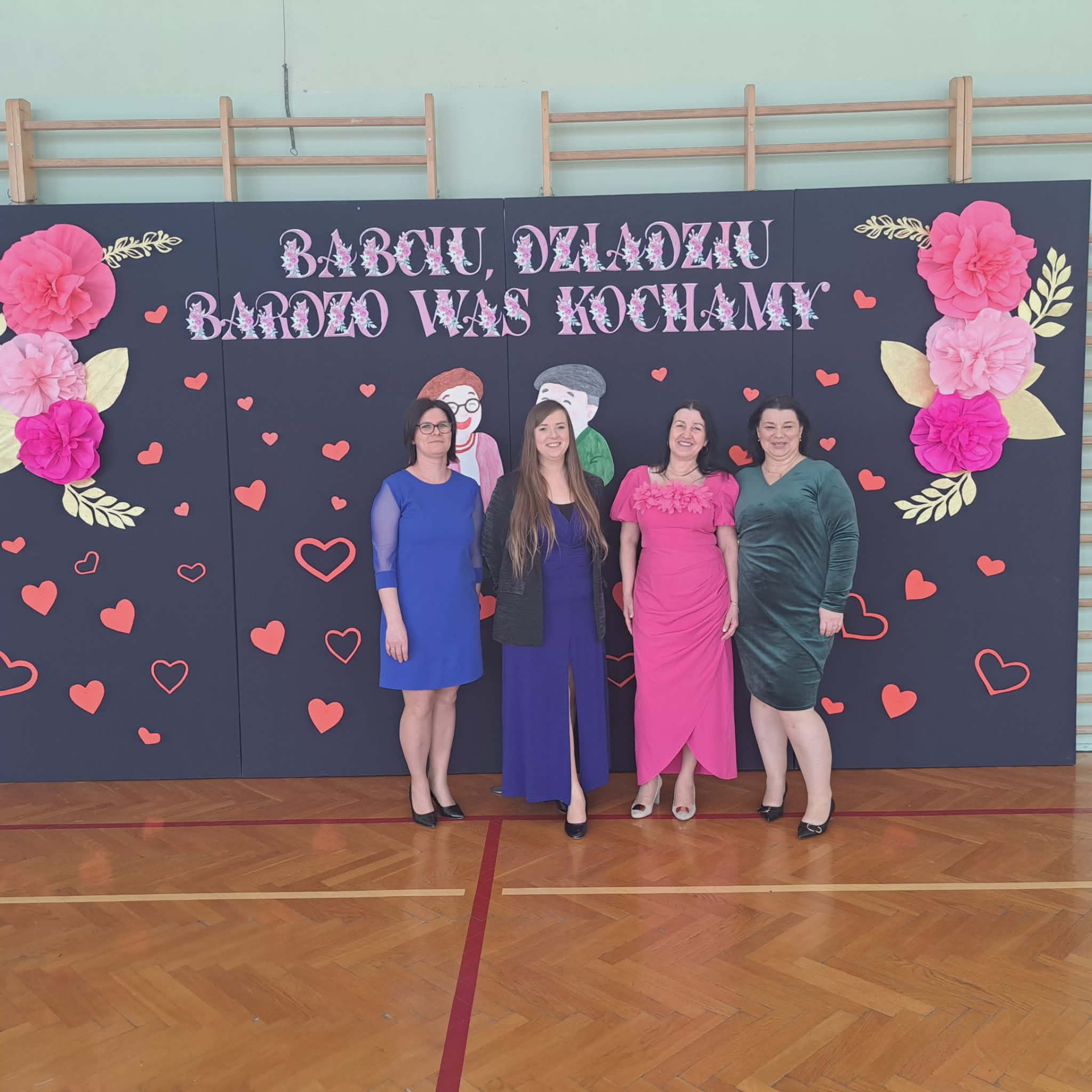 Hdimge4d56e5d861328d3e15d855bfd0445