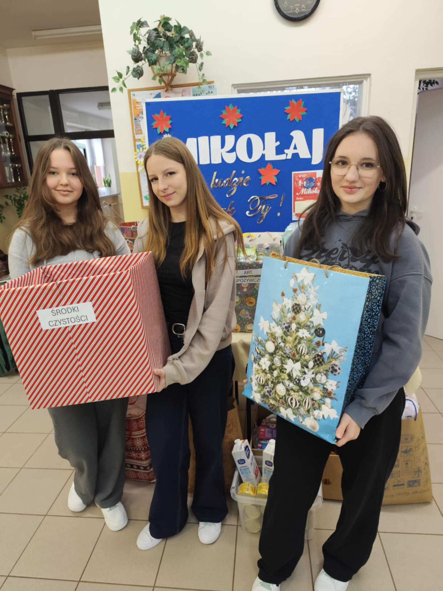 Hdimg73ee2f9f172472c47abcfa26c8cd95