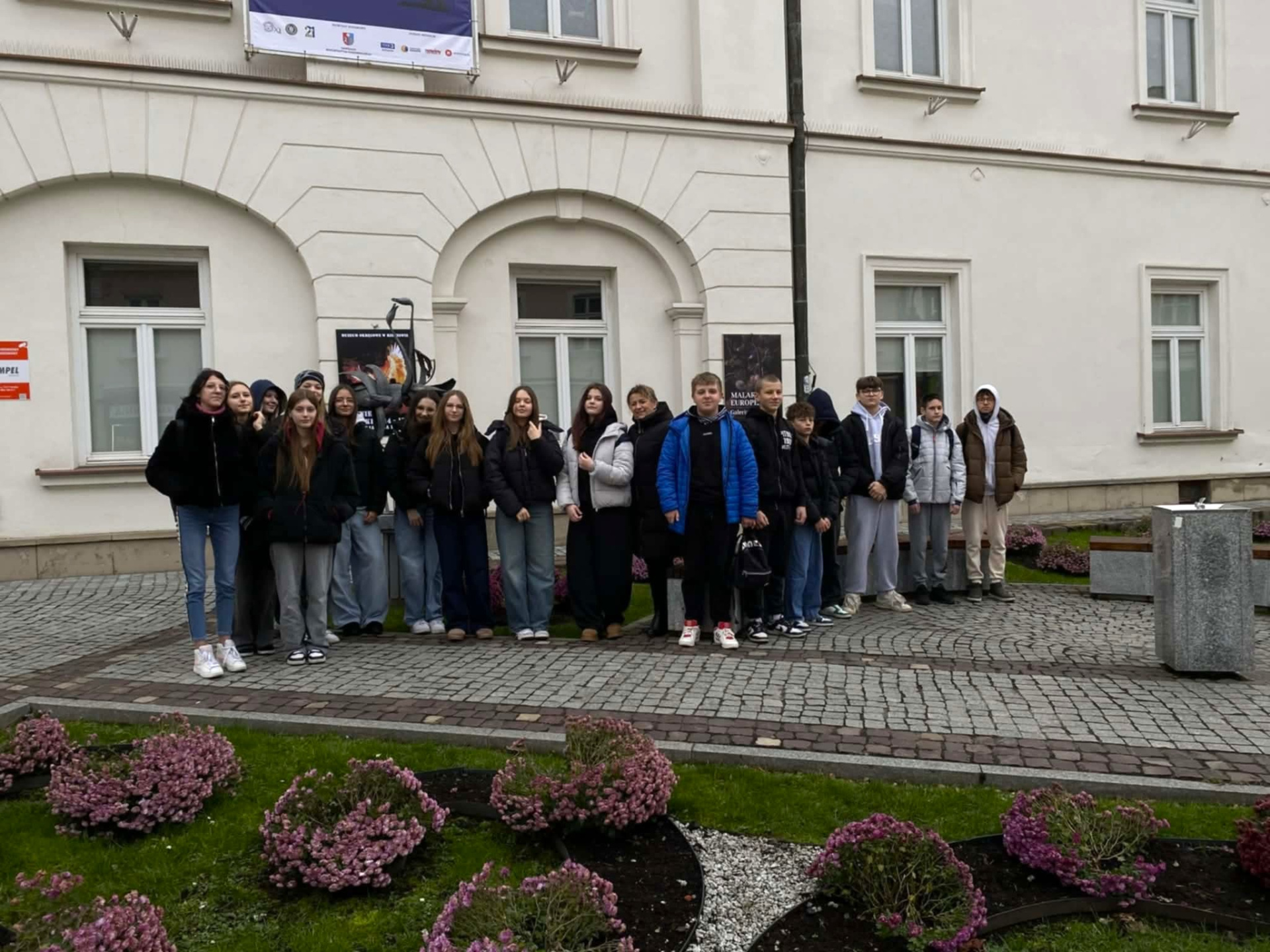 Hdimg5e826f18102c24537e6adb8cfd7568