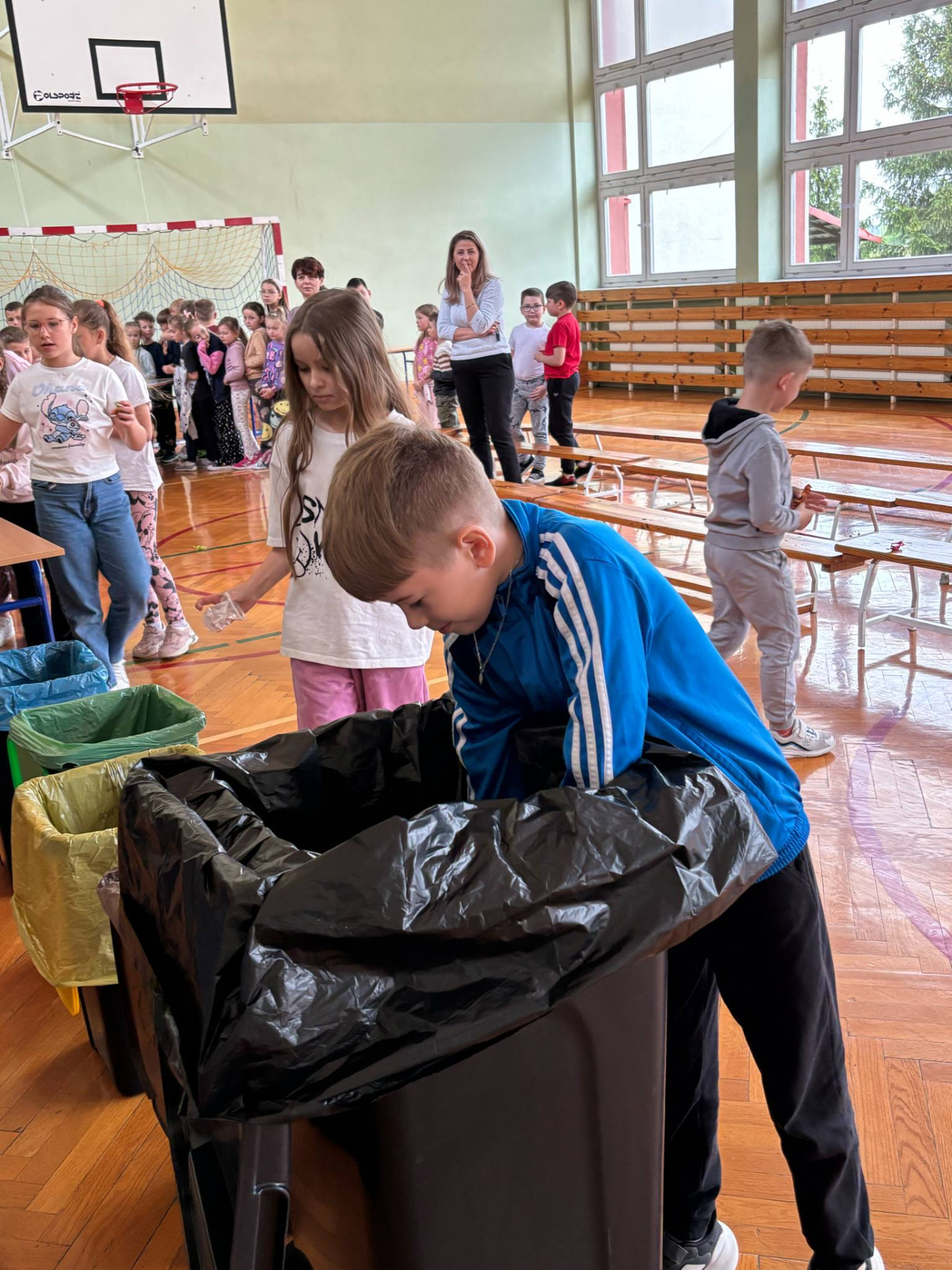 Hdimge637e34b297f45ef34024975772eb0