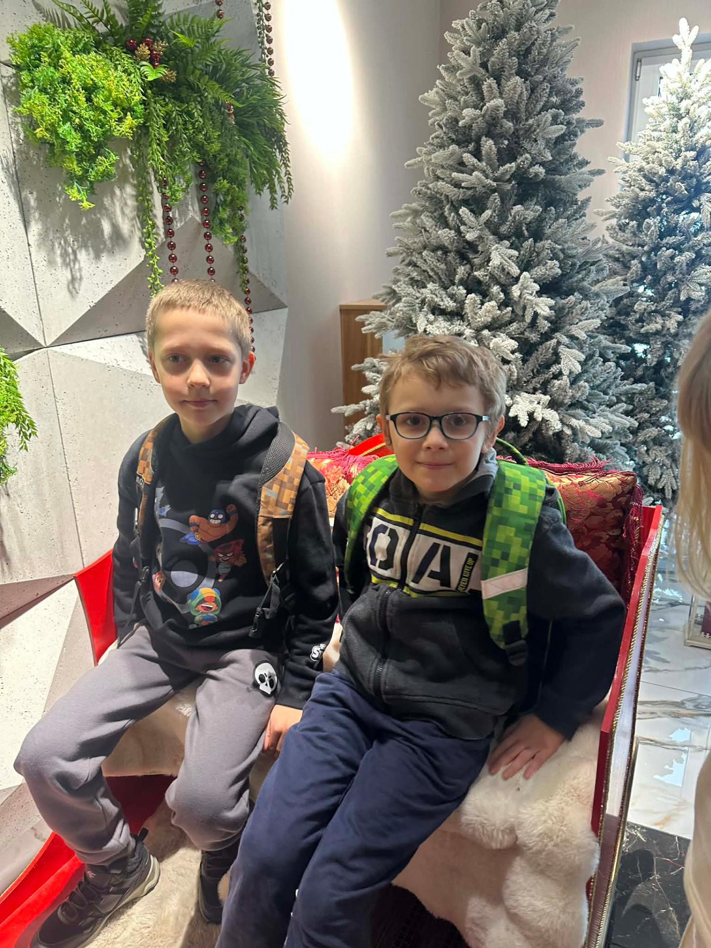 Hdimgfafd2aec7f4d5524e8ceae40f7cc4d