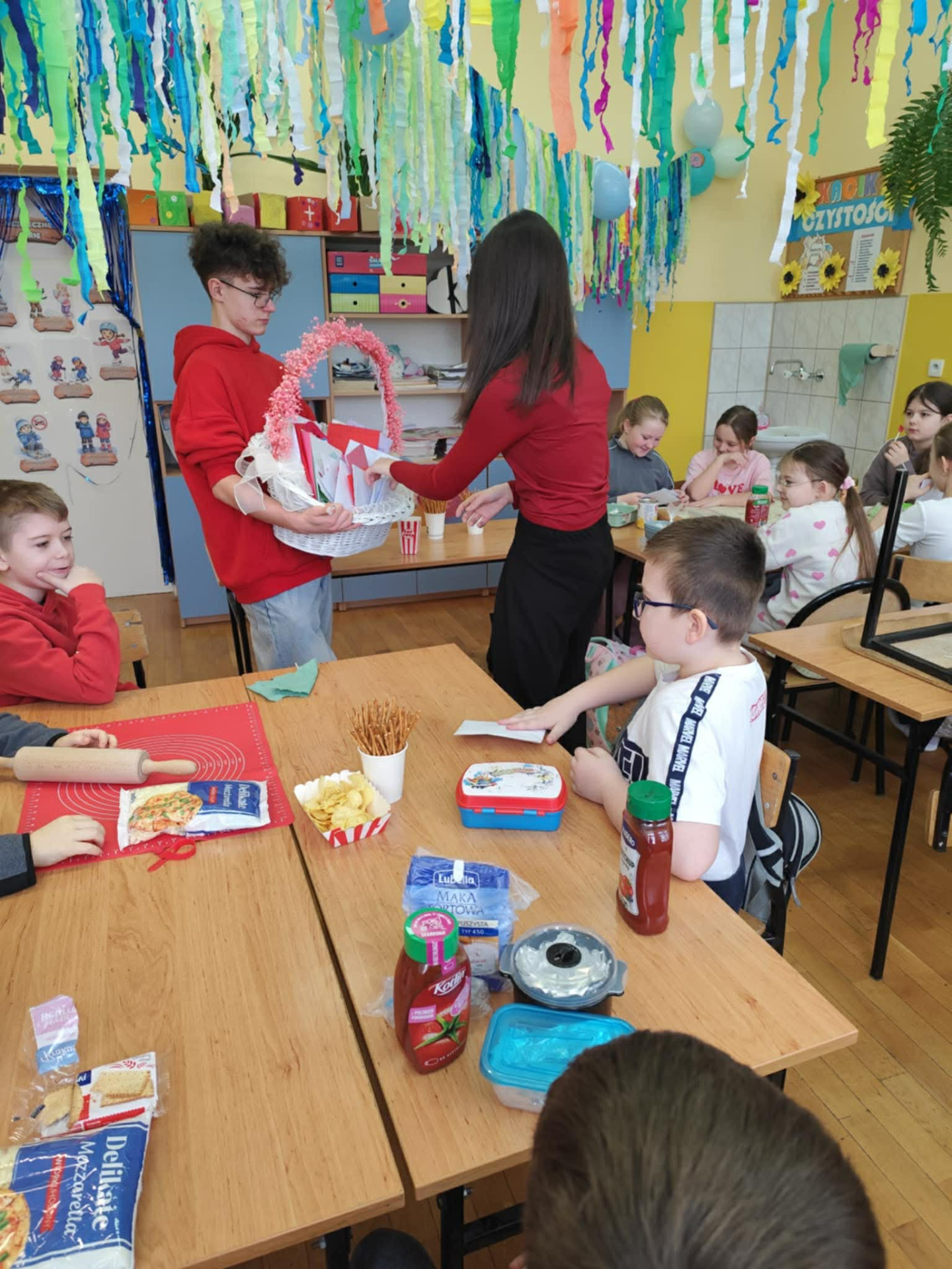 Hdimge59d7fa925545f8ef722e1d29e5d61