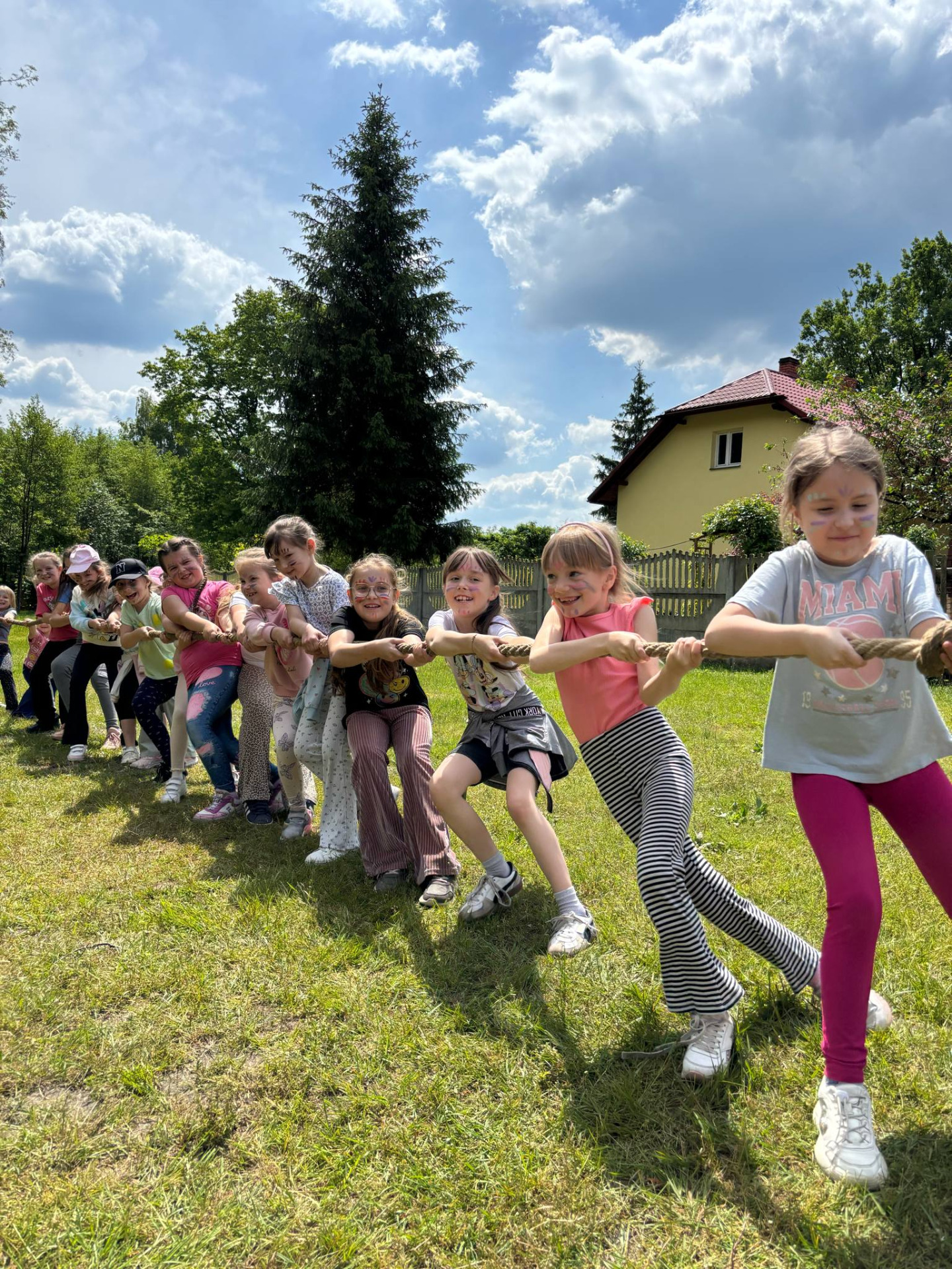 Hdimg2f17282e757069bd6bb25c0478fca4