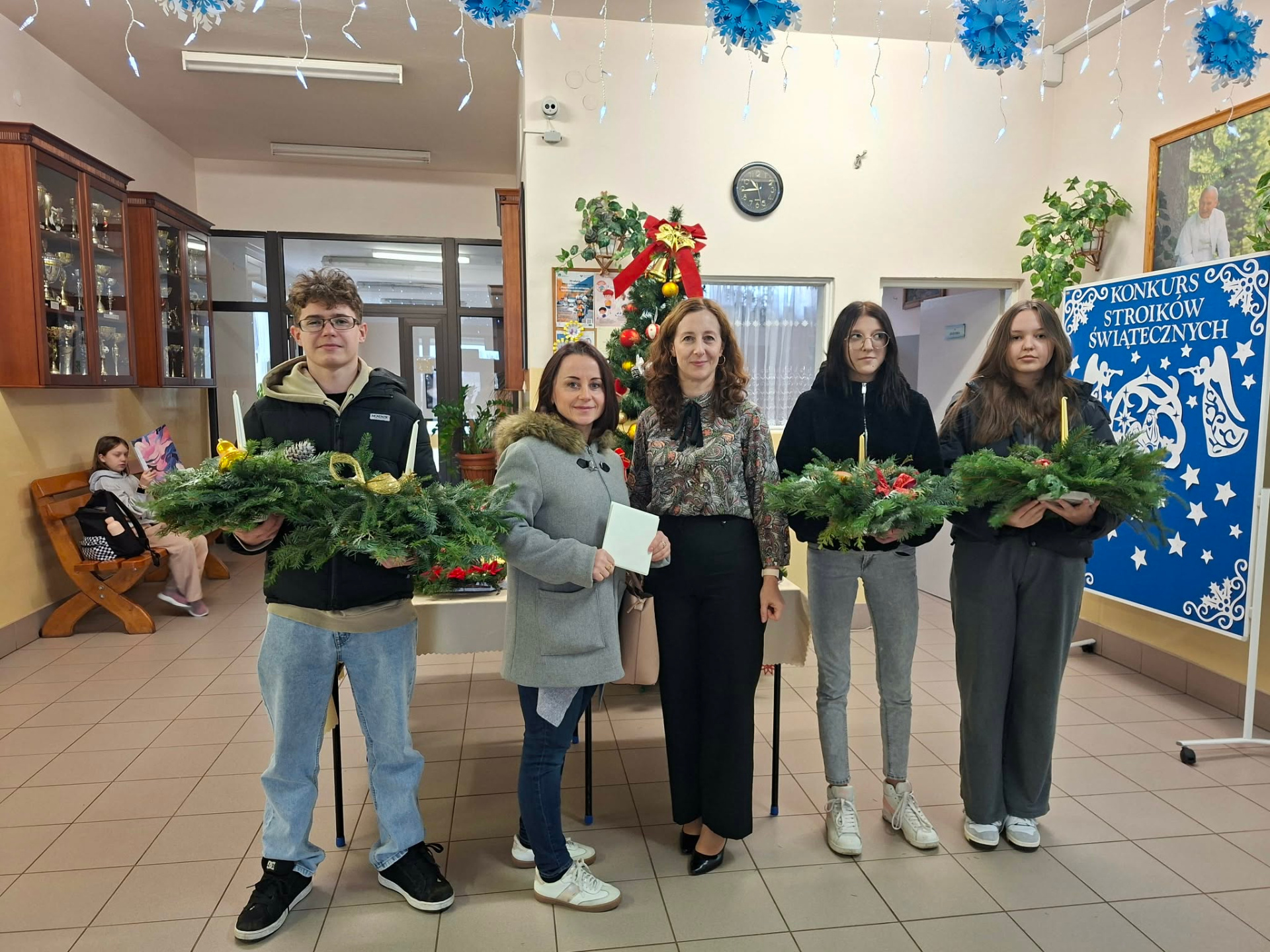 Hdimgb35e0352e75f080213c6ffb948a02b