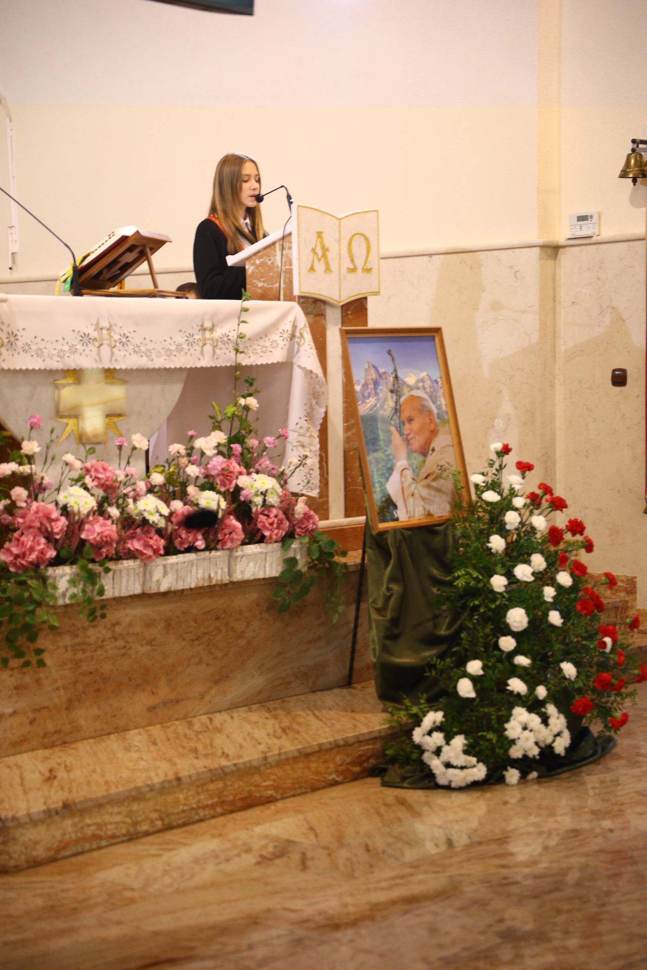 Hdimga8e0a51bd37d5b2eeeb143c547b198