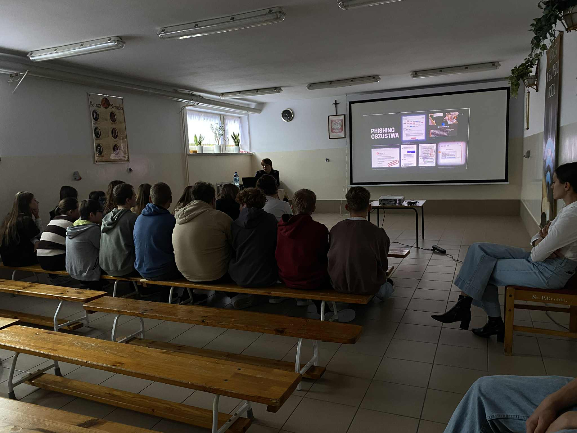 Hdimg25a070dd4a943509759147055d062d