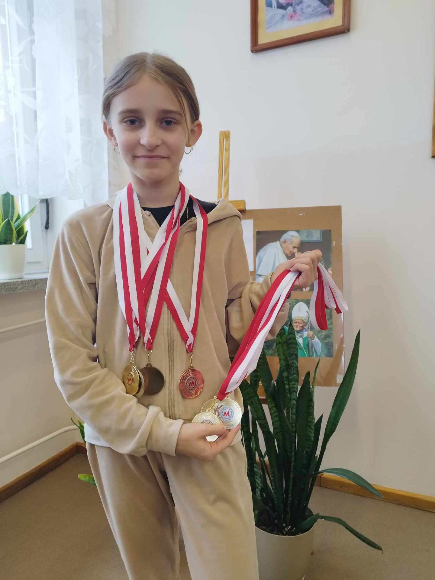 Hdimgb582a8a533a2a8c2ee5c6a09779a5d