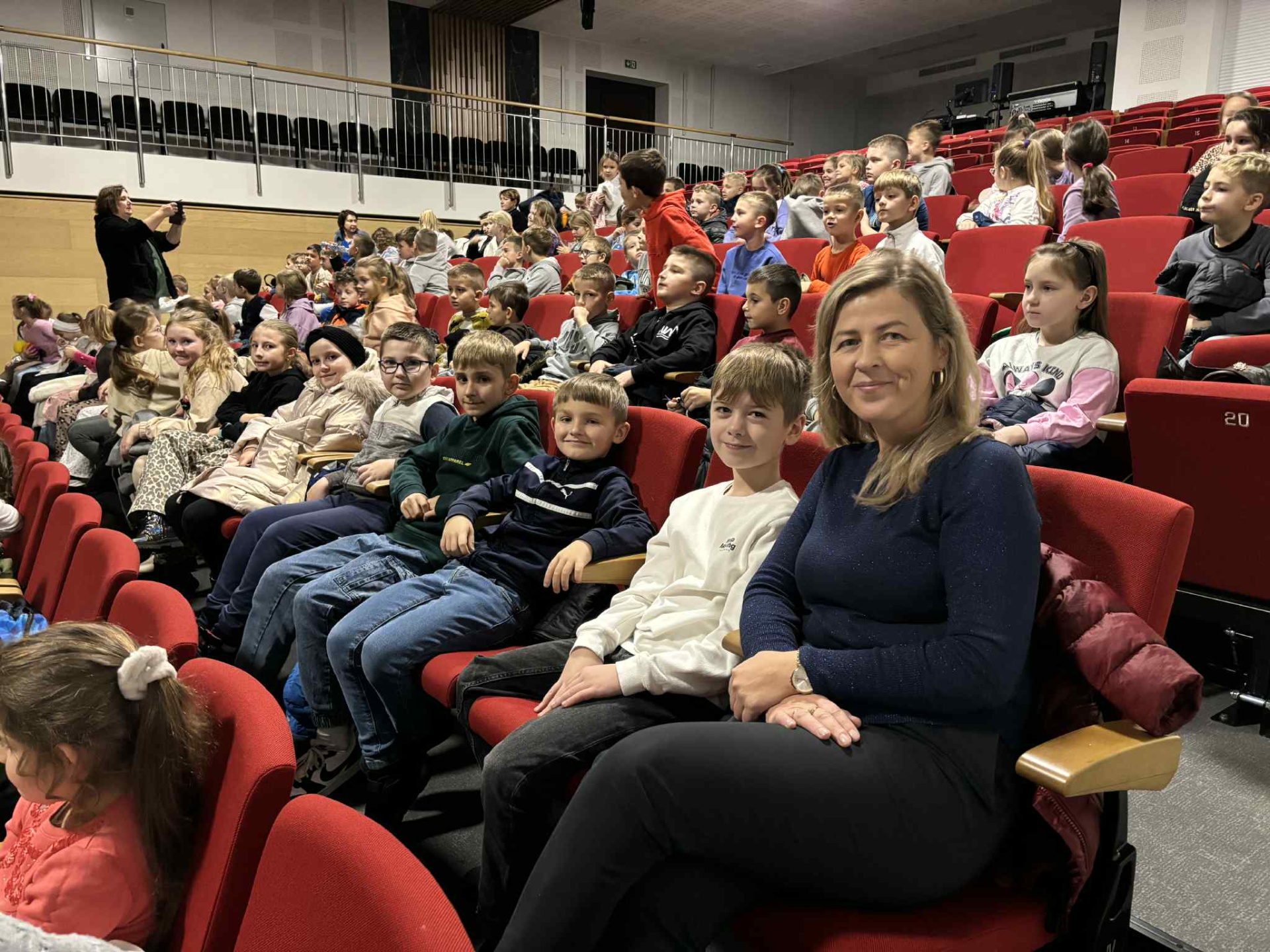 Hdimg02cedfe0d3f5c3a41c89893db42164