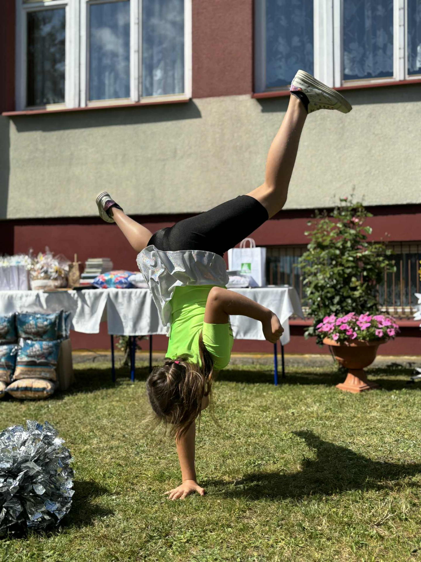 Hdimg42183f2be1e8305f715c5384d5ffe7